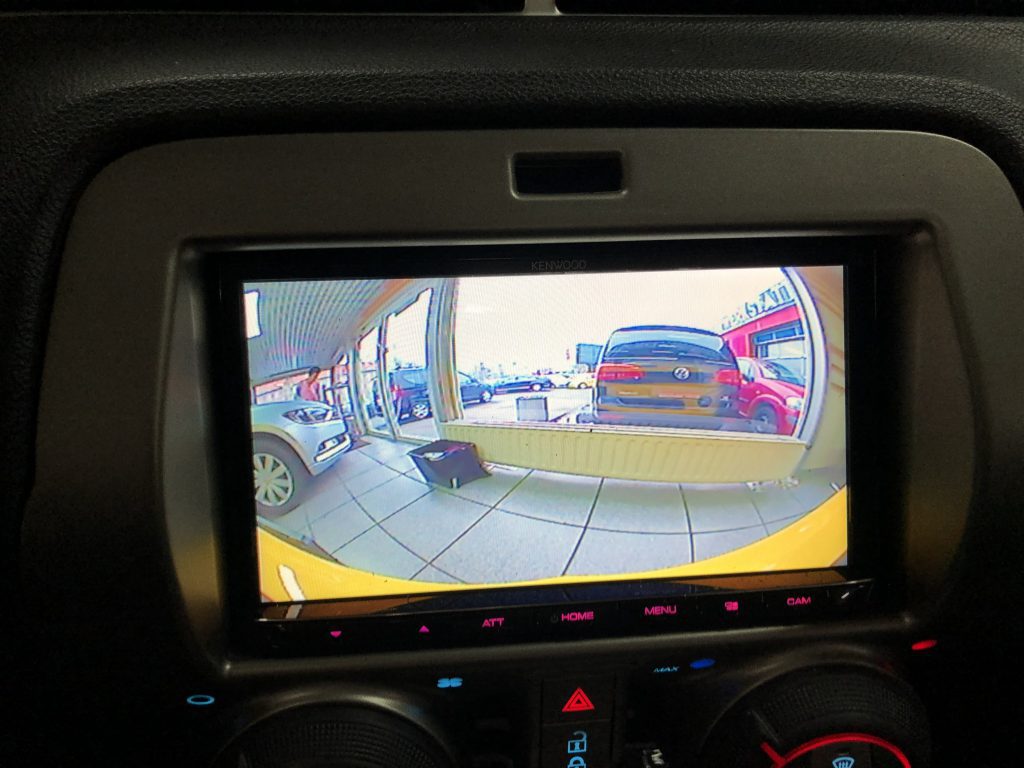 FrontKamera Rückfahrkamera Nachrüsten im Chevrolet Camaro